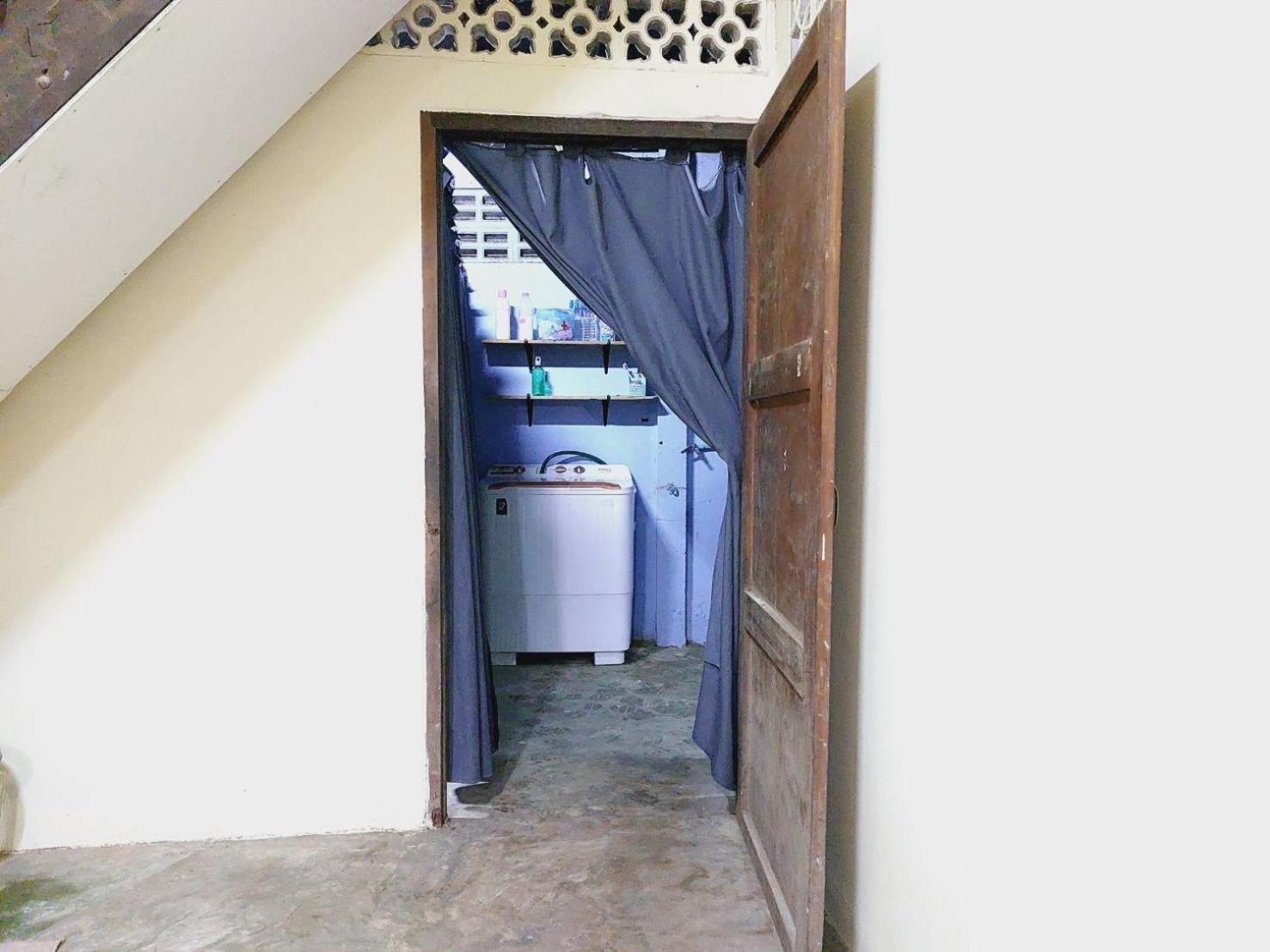 Hostelbed And Retreat Phitsanulok Eksteriør billede