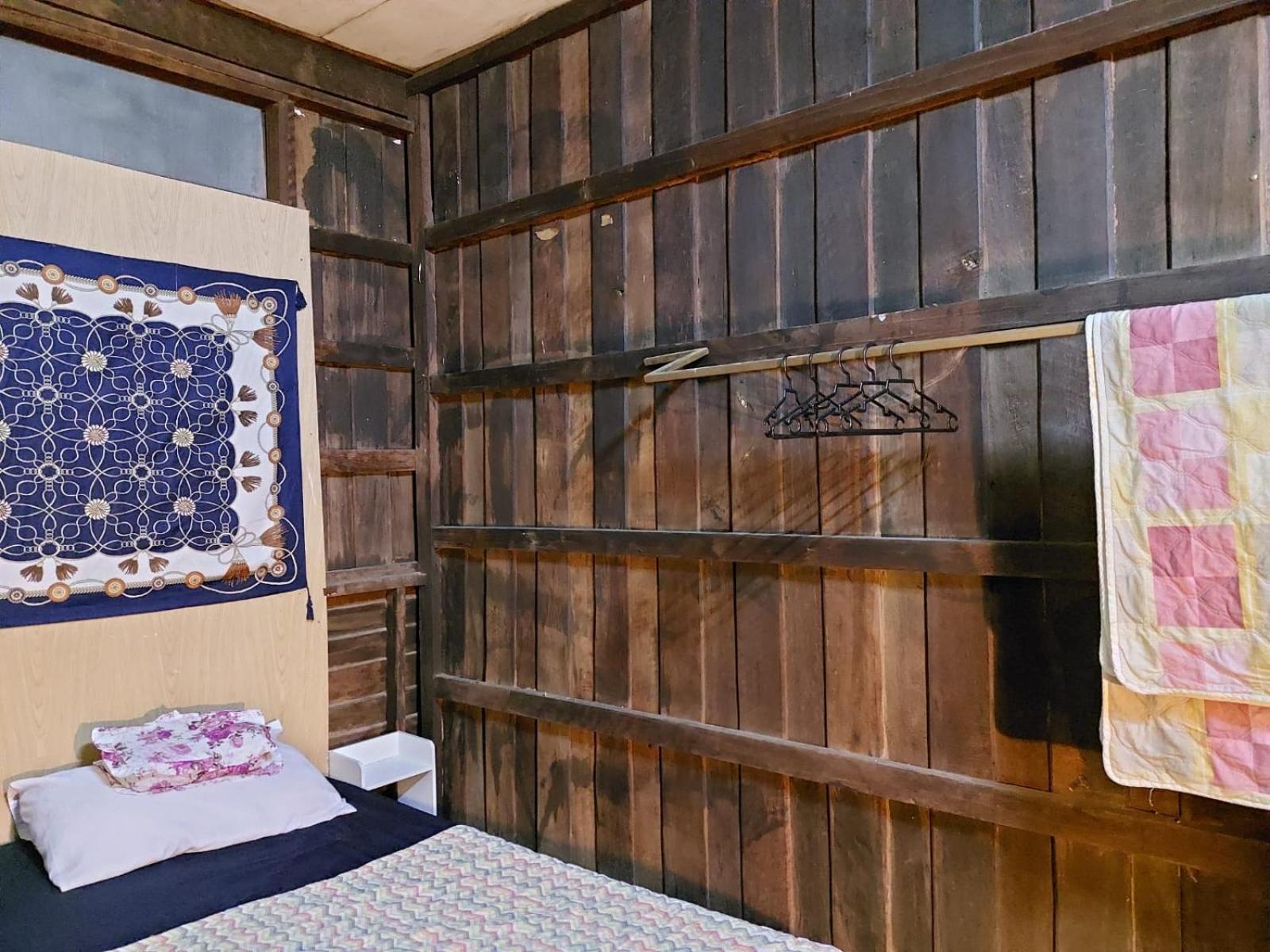 Hostelbed And Retreat Phitsanulok Eksteriør billede